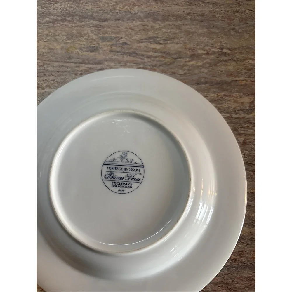 Heritage Blossom Bowl - Soup - by Princess House